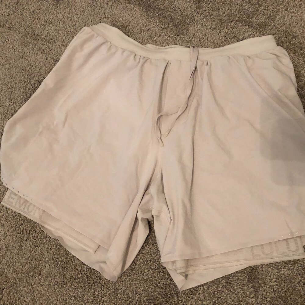 Men's Lulu Lemon shorts